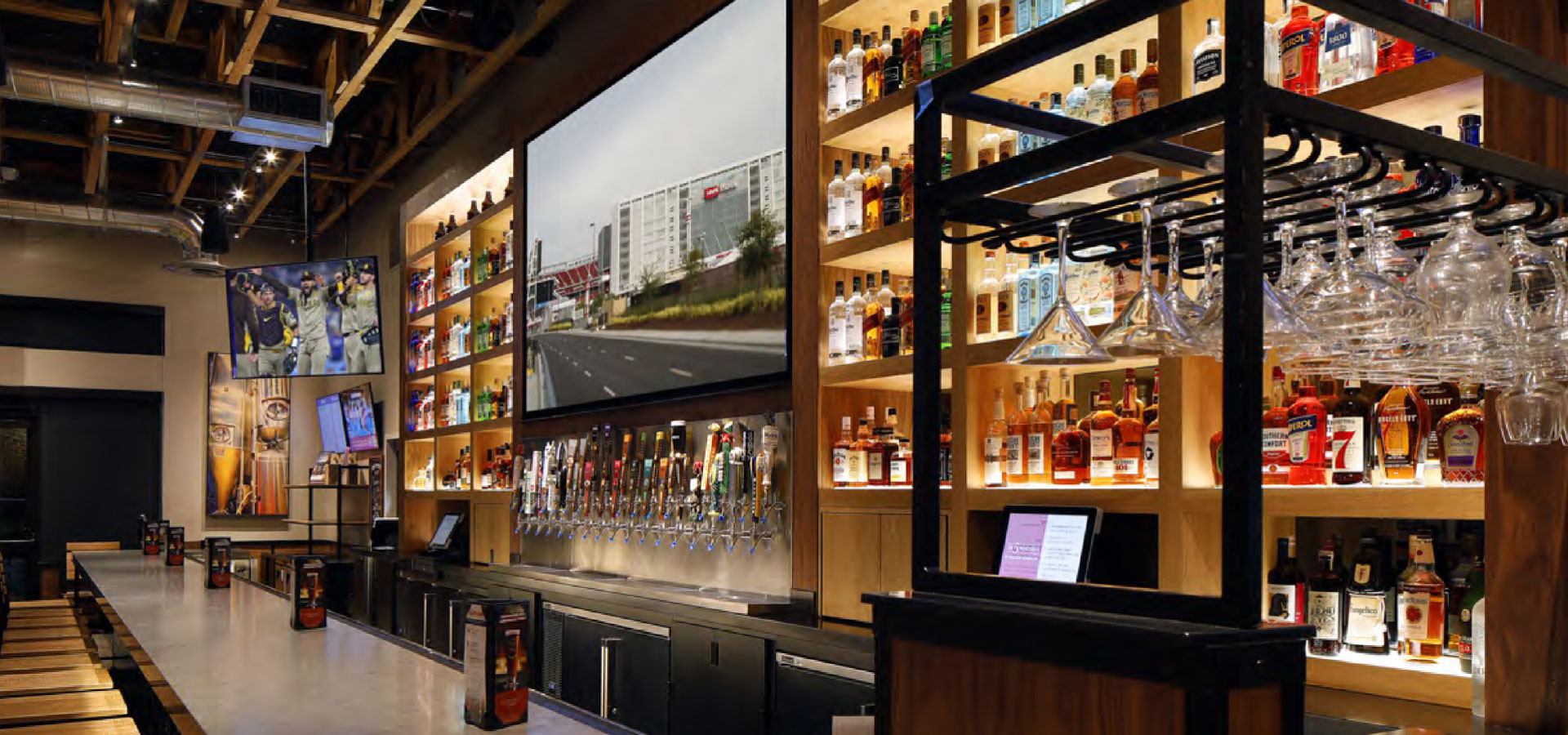 BJ's Brewhouse - Driving Expansion