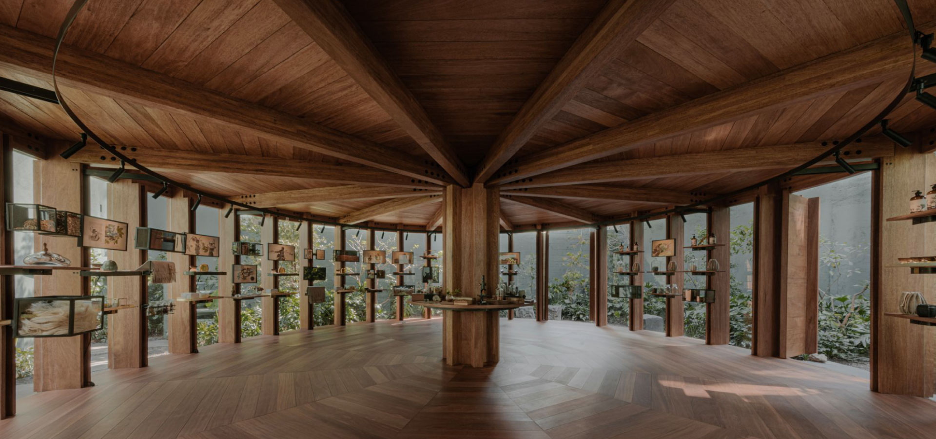 Sensory Storytelling: How Immersive Retail Cuts Through the Noise